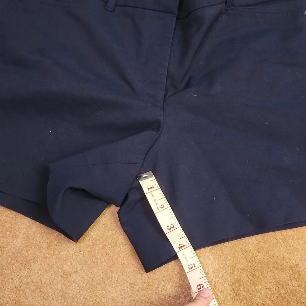 White House Black Market Dark Blue Women's Shorts - Picture 4 of 4